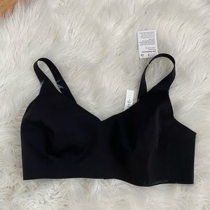 NWT Lululemon like nothing bra
